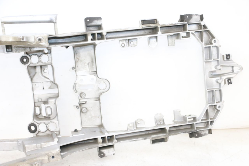 photo de REAR FRAME LOOP YAMAHA FJR ABS 1300 (2006 - 2012) - Technical close-up