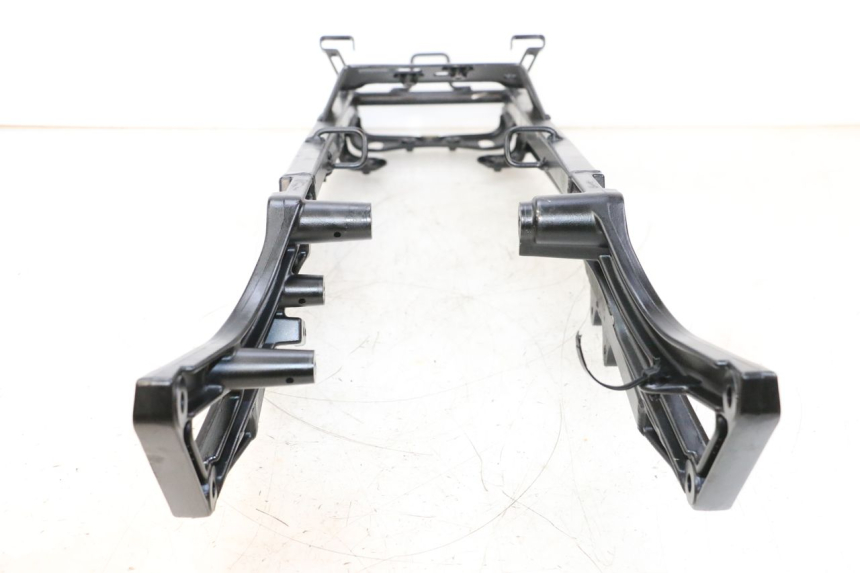 photo de REAR SUBFRAME SUZUKI GSXR GSX-R 1000 (2003 - 2004) - Checked used part