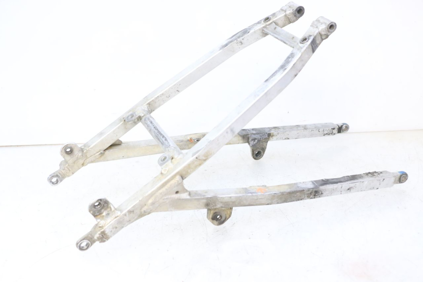 photo de REAR SUBFRAME YAMAHA YZ 125 (1998 - 2005)