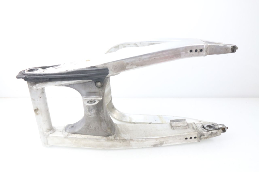 photo de SWING ARM HONDA CBR 919 RR FIREBLADE 900 (1998 - 1999)