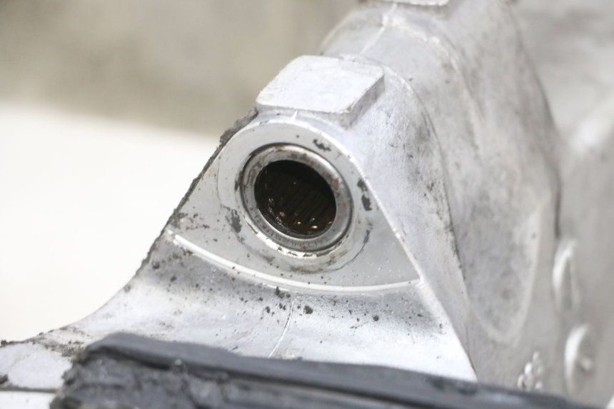 photo de SWING ARM SUZUKI DL V STROM 1000 (2002 - 2007) - Surface and material condition