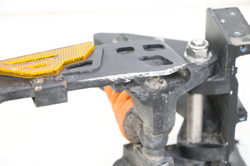photo de SWINGARM KUKIRIN G2 MASTER 1