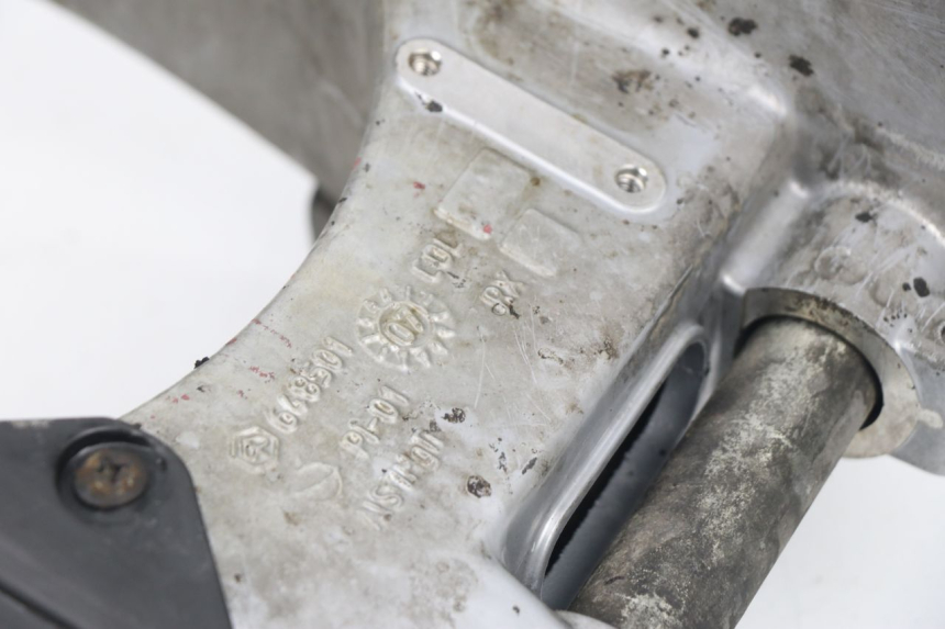 photo de SWING ARM GILERA GP 800 (2007 - 2013)