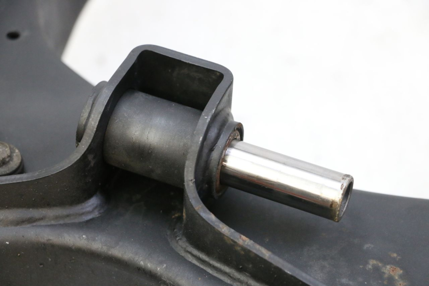 photo de SWING ARM SUZUKI GSR 750 (2011 - 2017)