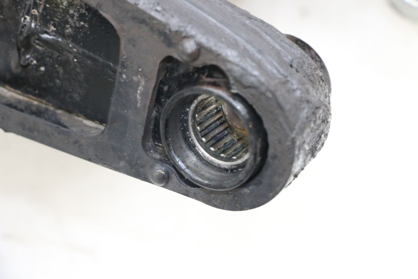 photo de SWING ARM SUZUKI GZ MARAUDER 125 (1998 - 2004)