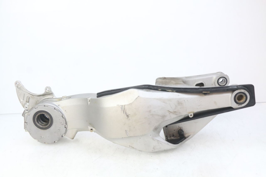 photo de SWINGARM HONDA CB R 1000 (2018 - 2023)