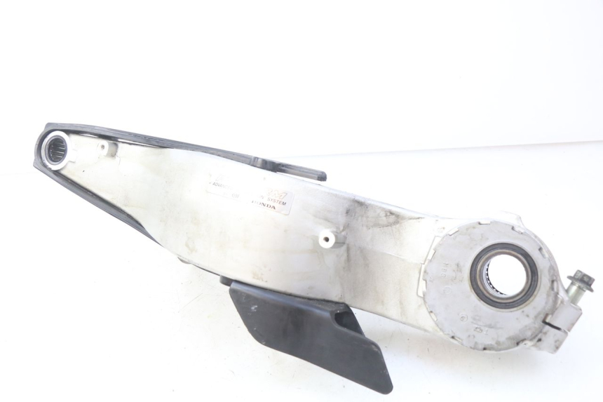 photo de SWINGARM HONDA VFR FI RC46 800 (1998 - 2001)