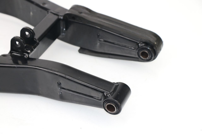photo de SWING ARM RIEJU RS3 50 (2010 - 2018)