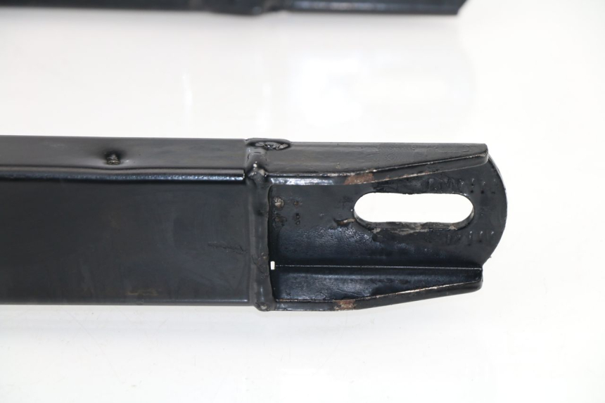 photo de SWING ARM RIEJU RS3 50 (2010 - 2018)