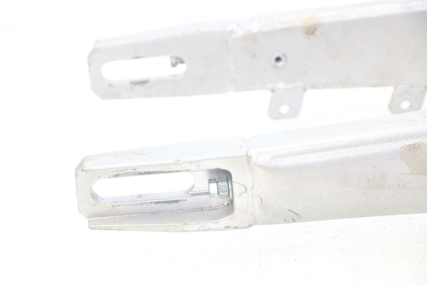 photo de SWINGARM APOLLO RXF 125