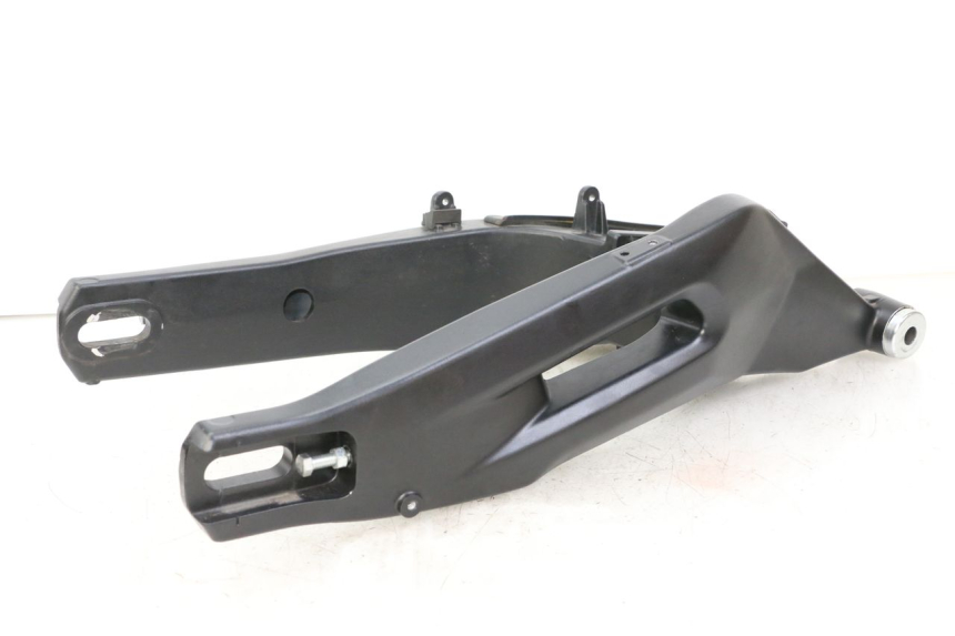 photo de SWING ARM YAMAHA TRACER 7 700 (2020 - 2024) - Technical close-up