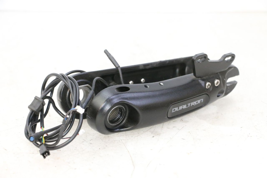 photo de SWINGARM DUALTRON VICTOR LIMITED 1