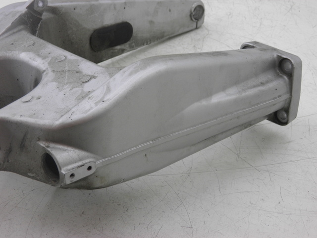 photo de SWING ARM YAMAHA FJR 1300 (2004 - 2005)
