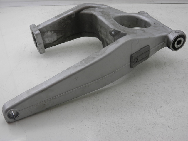 photo de SWING ARM YAMAHA FJR 1300 (2004 - 2005)