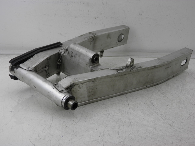 photo de SWING ARM YAMAHA FZS FAZER 600 (1998 - 2001)