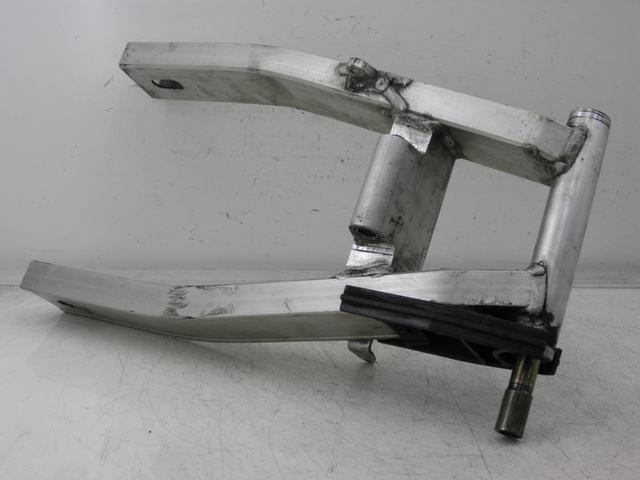 photo de SWING ARM YAMAHA FZS FAZER 600 (1998 - 2001)