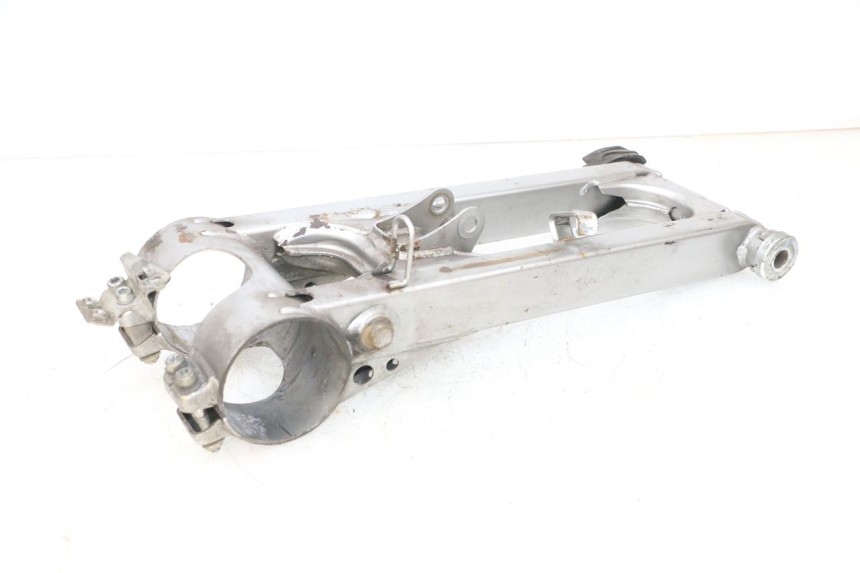 photo de SWING ARM YAMAHA YFM R RAPTOR 250 (2008 - 2014) - Surface and material condition