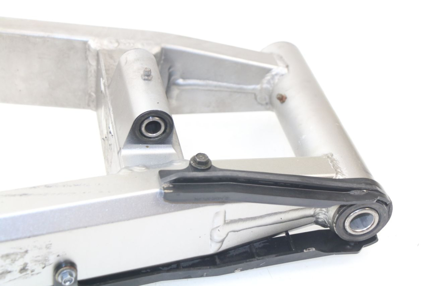 photo de SWING ARM KAWASAKI ZX-6R ZX6R 636 (2003 - 2004)