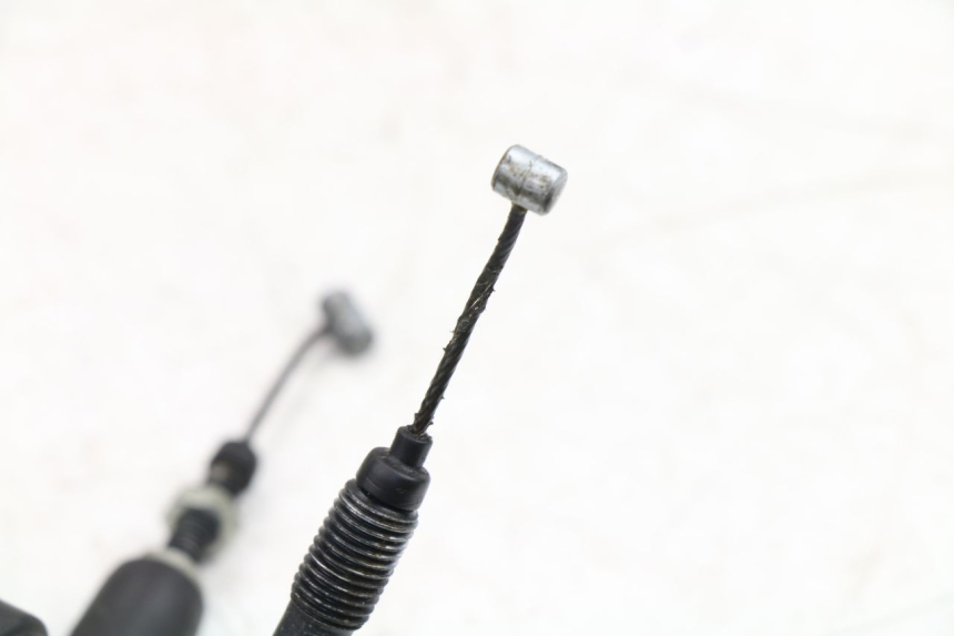 photo de THROTTLE CABLE HONDA FJS SILVER WING SILVERWING 400 (2005 - 2008)
