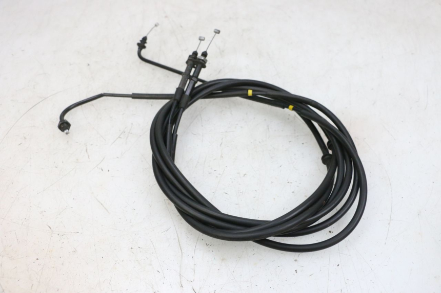 photo de THROTTLE CABLE PIAGGIO MP3 HPE 300 (2019 - 2026) - Alternative perspective