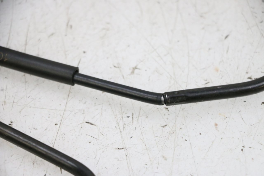 photo de THROTTLE CABLE PIAGGIO MP3 HPE 300 (2019 - 2026) - Technical close-up