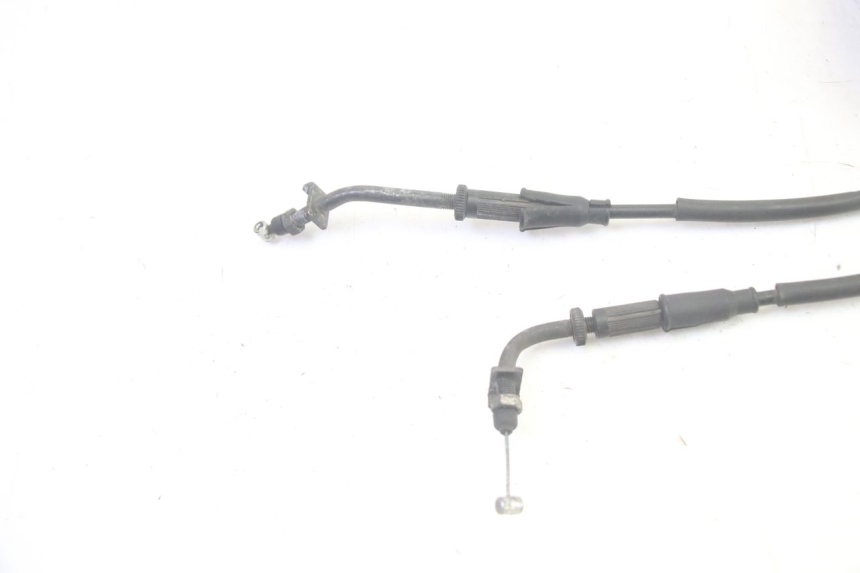 photo de ACCELERATOR CABLE PIAGGIO MP3 LT 400 (2007 - 2012) - Zoom on usage condition