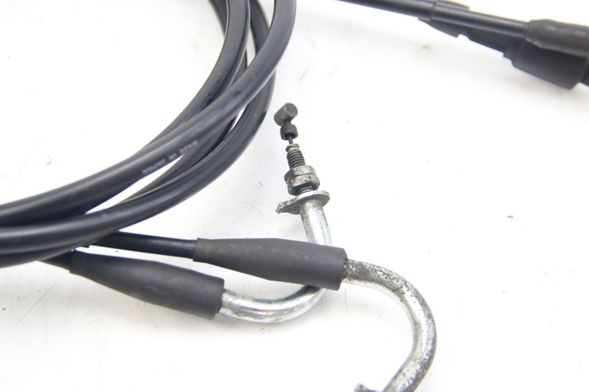 photo de ACCELERATOR CABLE SUZUKI SIXTEEN 125 (2008 - 2010)