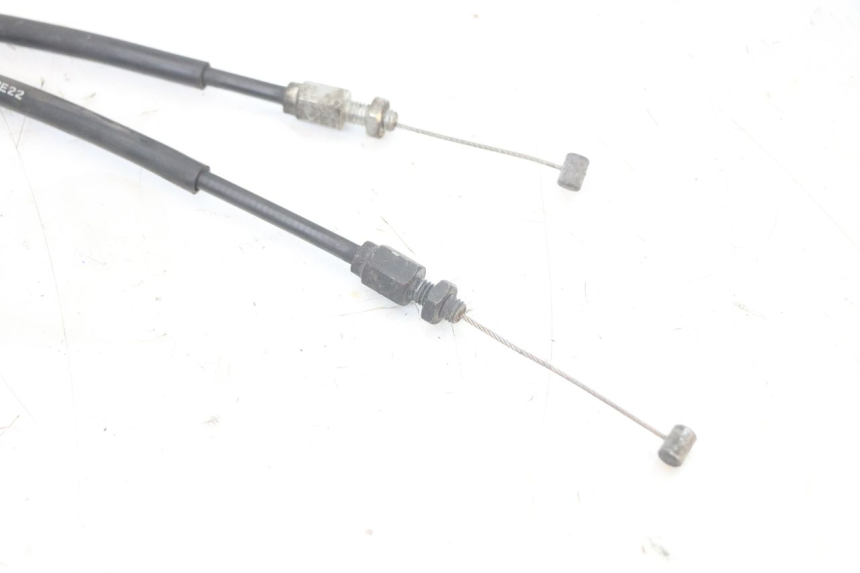 photo de THROTTLE CABLE YAMAHA FZ1 FAZER 1000 (2007 - 2009)