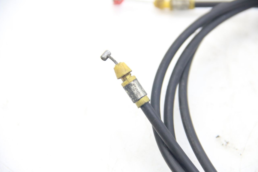 photo de SEAT OPENING CABLE SUZUKI SIXTEEN 125 (2008 - 2010)