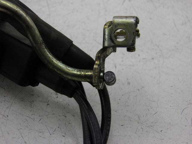 photo de SEAT LOCK CABLE YAMAHA XP T-MAX TMAX 500 (2004 - 2007)