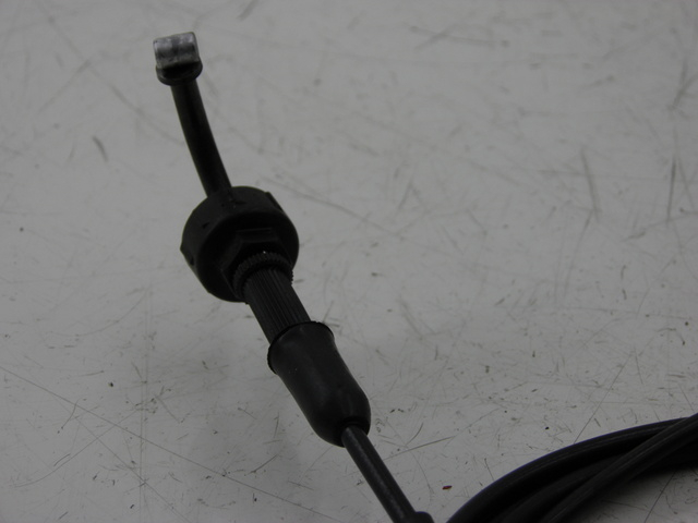 photo de SEAT OPENING CABLE YAMAHA YP MAJESTY 125 (2007 - 2010)