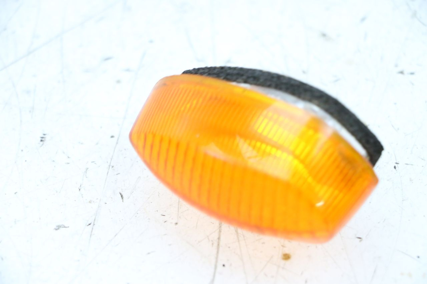 photo de FRONT RIGHT TURN SIGNAL LENSE YAMAHA TDM ABS 900 (2002 - 2014) - Alternative perspective