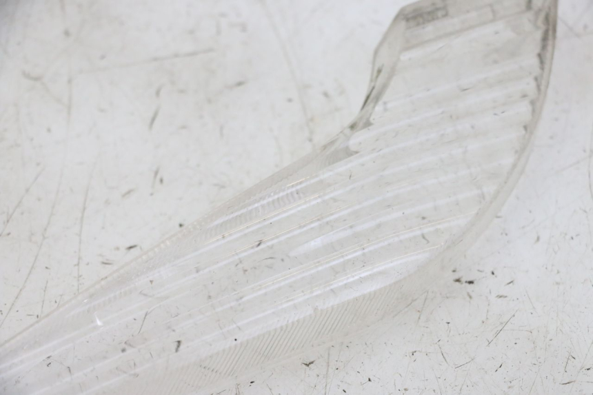 photo de FRONT RIGHT TURN SIGNAL LENSE PEUGEOT VIVACITY NEW 2T 50 (2008 - 2017)