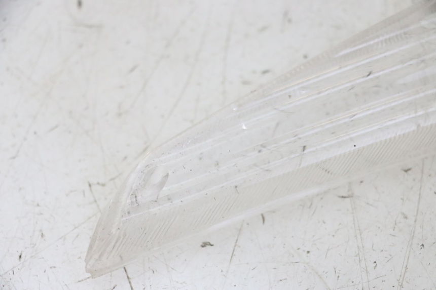 photo de FRONT RIGHT TURN SIGNAL LENSE PEUGEOT VIVACITY NEW 2T 50 (2008 - 2017)