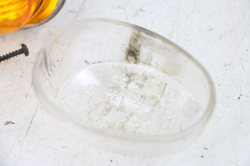 photo de FRONT LEFT TURN SIGNAL LENSE YAMAHA BW'S EASY 50 (2013 - 2016) - Technical close-up