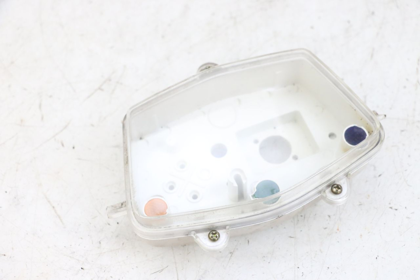 photo de SPEEDOMETER COVER PEUGEOT KISBEE 4T 50 (2018 - 2022) - Surface and material condition