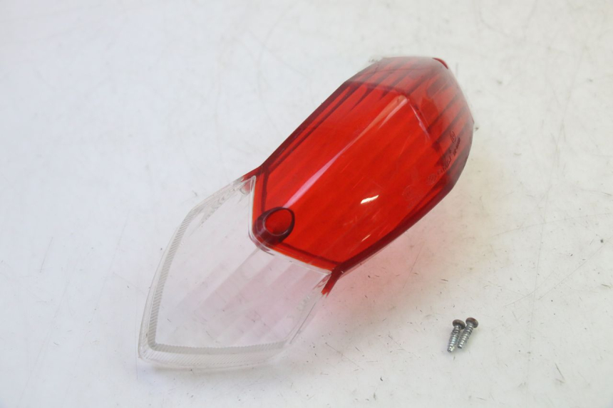 photo de TAIL LIGHT LENSE PEUGEOT KISBEE 4T 50 (2018 - 2022)