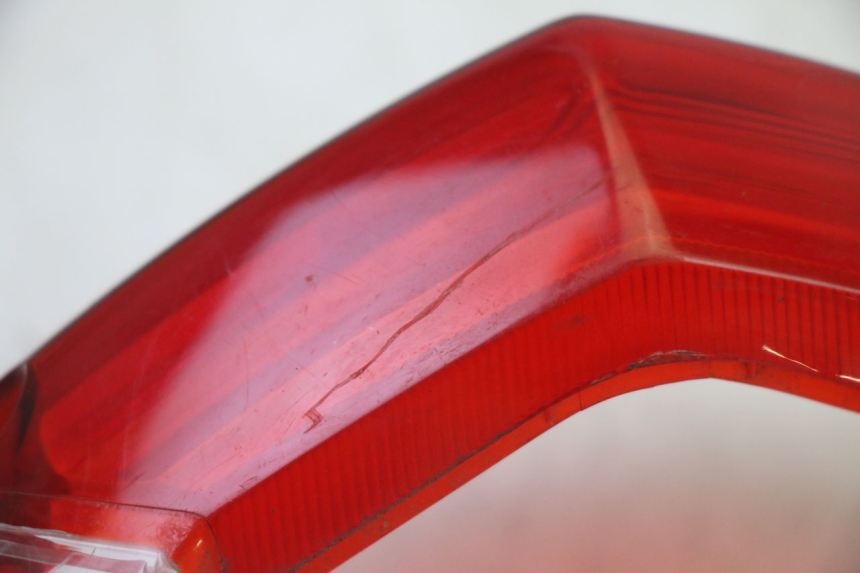 photo de TAIL LIGHT LENSE PEUGEOT KISBEE 4T 50 (2018 - 2022)
