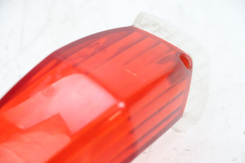 photo de TAIL LIGHT LENSE PEUGEOT KISBEE 4T 50 (2010 - 2017)