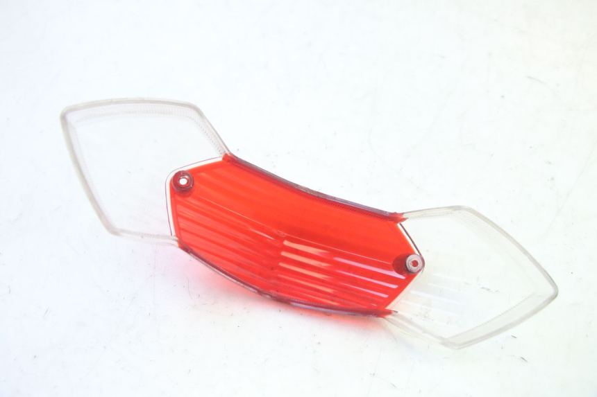 photo de TAIL LIGHT LENSE PEUGEOT KISBEE 4T 50 (2018 - 2022) - Alternative perspective