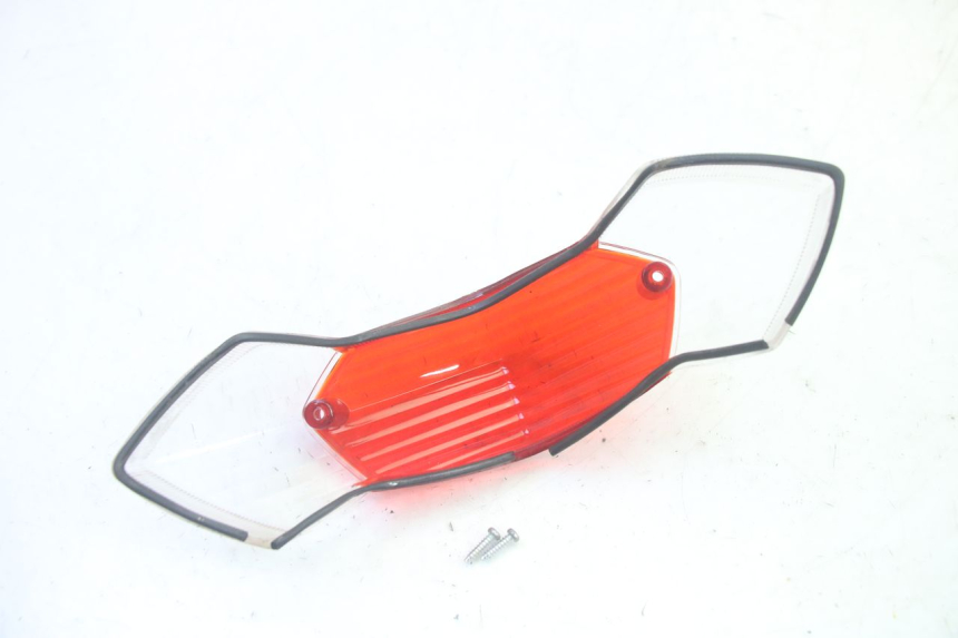 photo de TAIL LIGHT LENSE PEUGEOT KISBEE 4T 50 (2010 - 2017) - Product overview