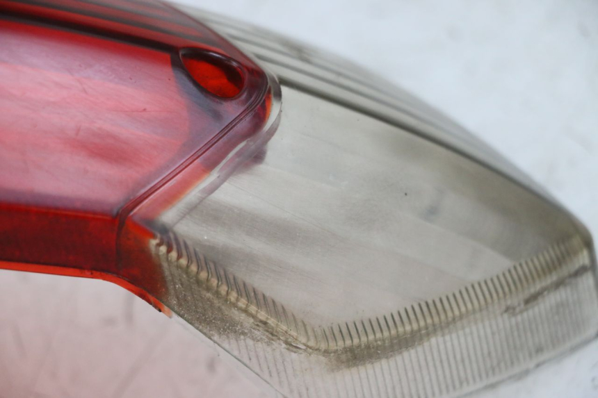 photo de TAIL LIGHT LENSE PEUGEOT KISBEE 4T 50 (2010 - 2017)