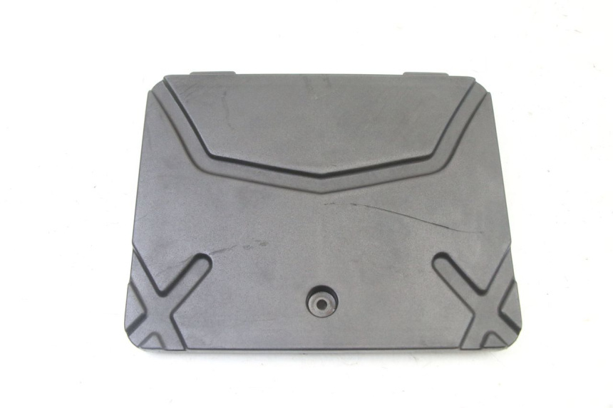 photo de BATTERY COVER KYMCO AGILITY 4T 50 (2005 - 2018)