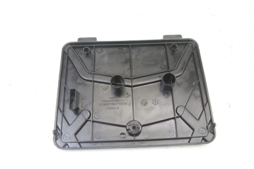 photo de BATTERY COVER KYMCO AGILITY 4T 50 (2005 - 2018)