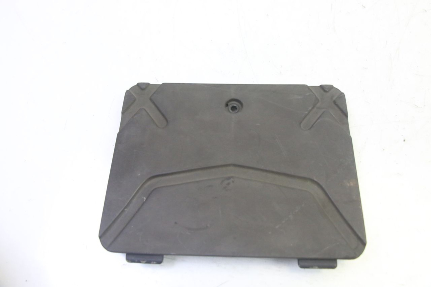 photo de BATTERY COVER KYMCO AGILITY 4T 50 (2005 - 2018)