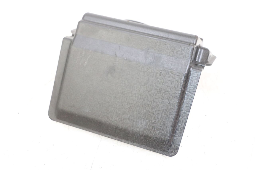 photo de BATTERY COVER APRILIA SR MOTARD 50 (2012 - 2018)