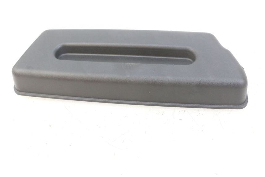 photo de BATTERY COVER DERBI BOULEVARD 50 (2009 - 2006) - Main view