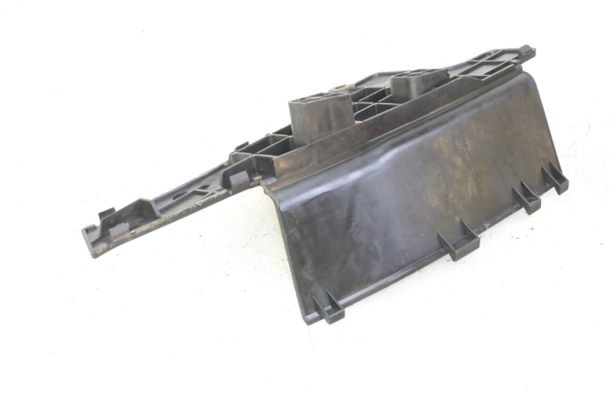 photo de BATTERY COVER SUZUKI BURGMAN 125 (2007 - 2014)