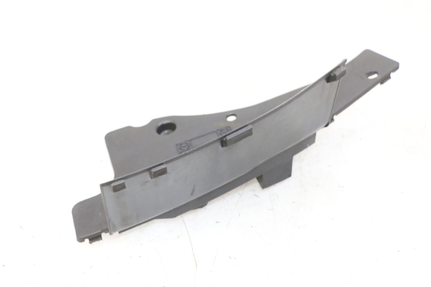 photo de BATTERY COVER SUZUKI BURGMAN 125 (2007 - 2014)