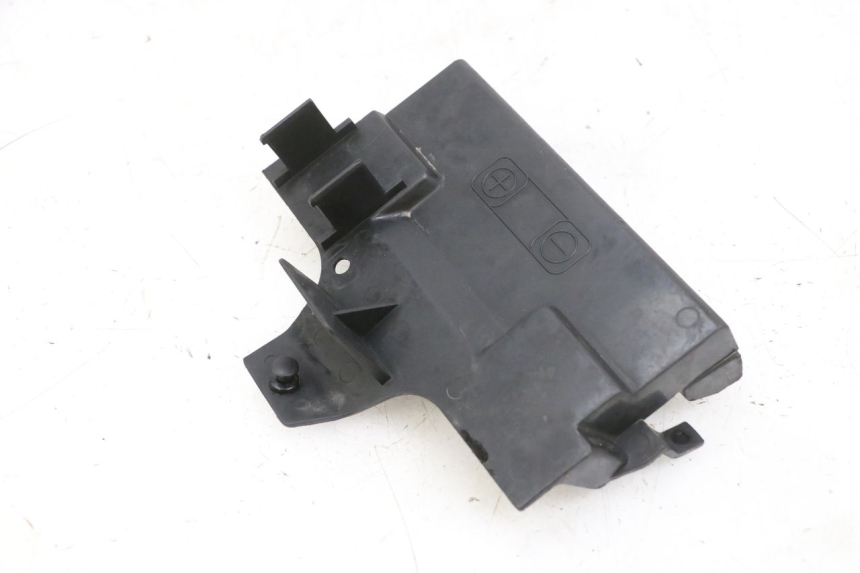 photo de BATTERY COVER SUZUKI BURGMAN 650 (2013 - 2020)